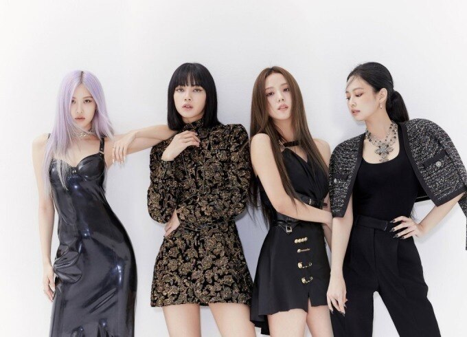 Bốn thành viên Blackpink: Rose, Lisa, Jisoo, Jennie (từ trái sang). Ảnh: YG