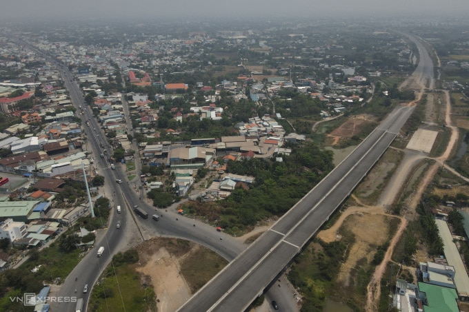 Một phần huyện Bình Chánh từ trên cao. Ảnh: Thanh Tùng