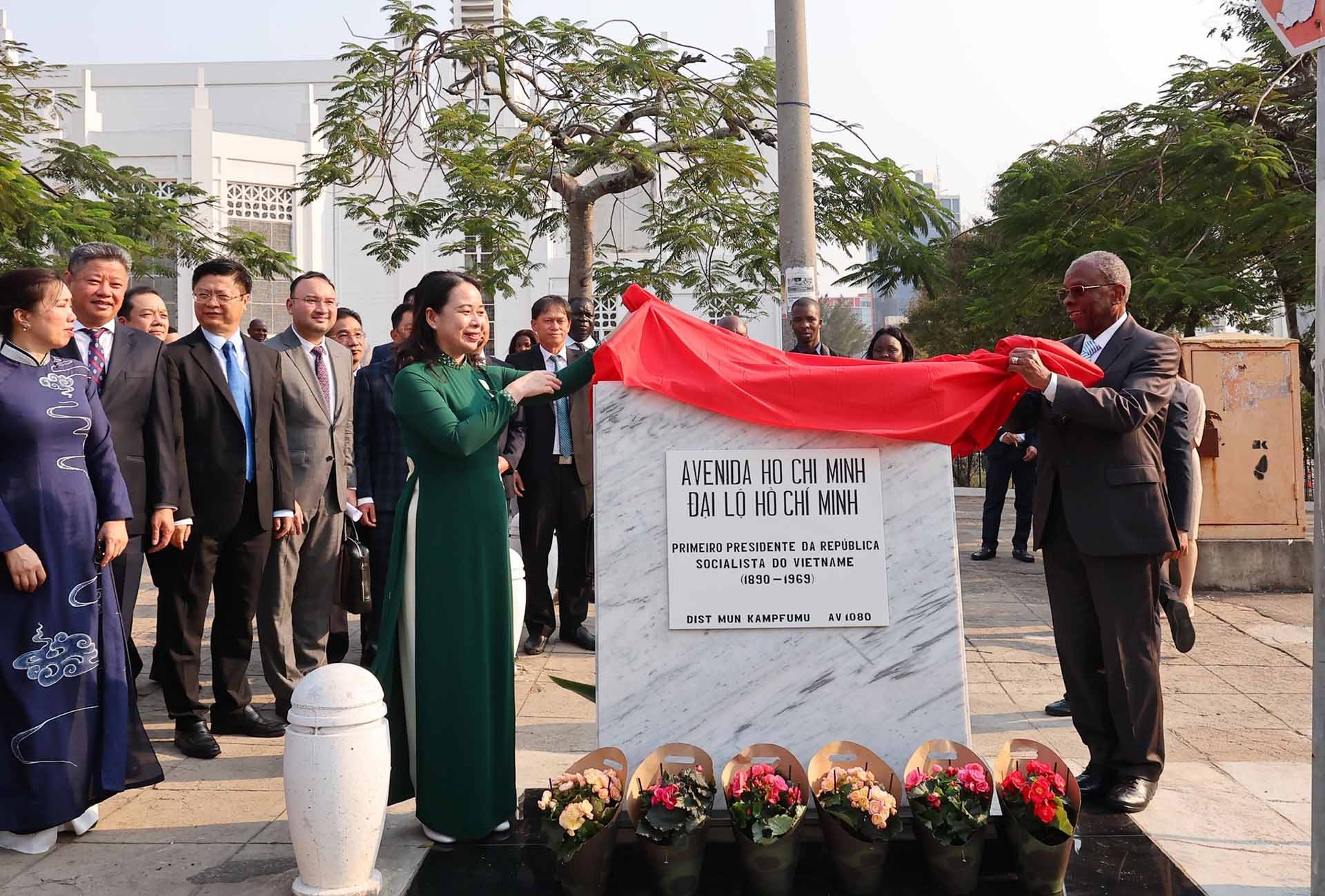 Chủ tịch nước thăm Mozambique và Nam Phi: Đưa quan hệ hữu nghị truyền thống lên tầm cao mới