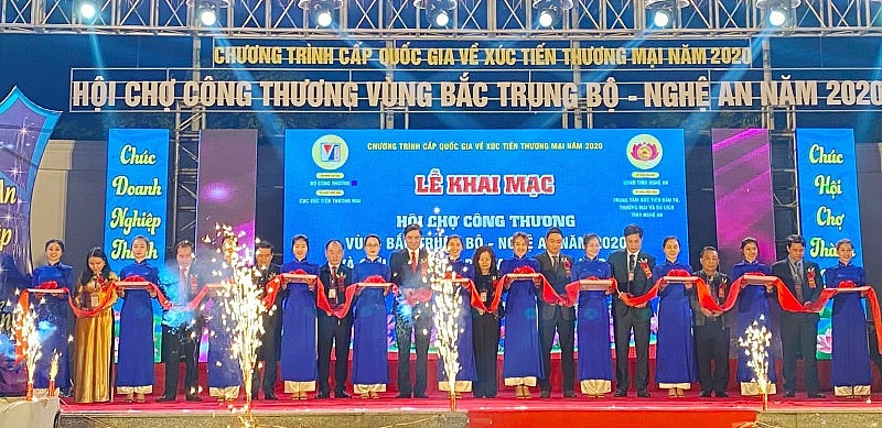 Khai mạc Hội chợ Công Thương vùng Bắc Trung bộ - Nghệ An năm 2020