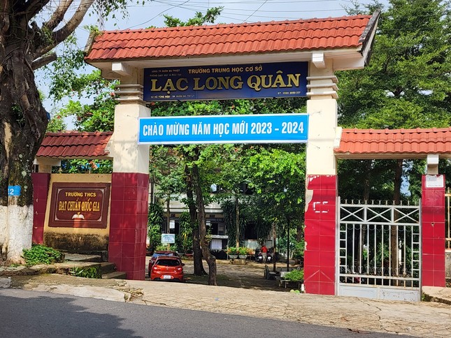 Trường THCS Lạc Long Quân.