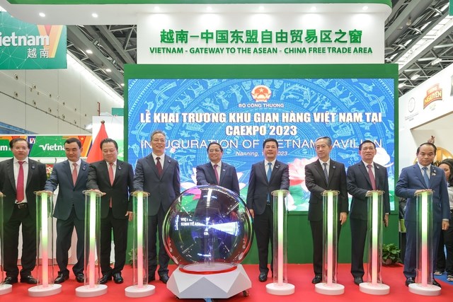 Thủ tướng mong Việt Nam thành điểm trung chuyển hàng hóa ASEAN-Trung Quốc