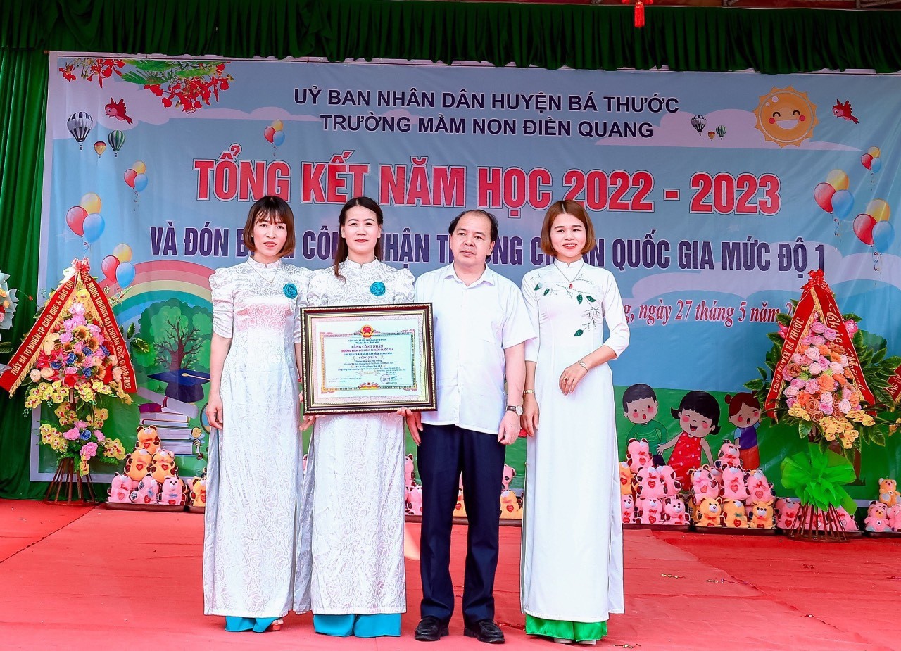 truong mam non dien quang ba thuoc thanh hoa doan ket xay dung truong chuan quoc gia hinh 1