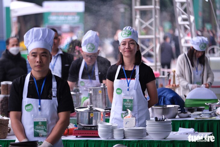 Đầu bếp các tiệm phở nổi tiếng, các Hoa hồi vàng sẽ tham dự Vietnam Phở Festival tại Nhật - Ảnh minh họa: NAM TRẦN