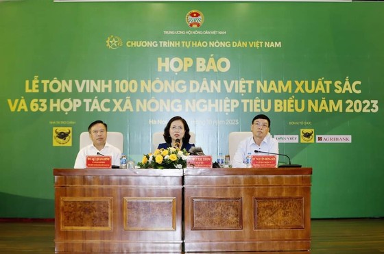 Ban Tổ chức trả lời các câu hỏi của báo chí ảnh 2