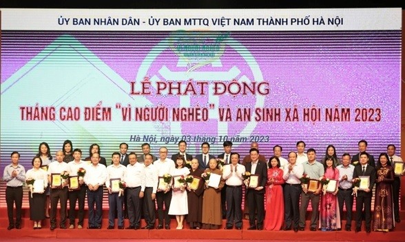 T&T Group ủng hộ 1 tỷ đồng cho Quỹ 'Vì người nghèo' TP. Hà Nội