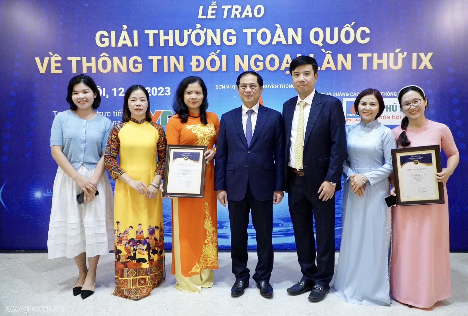 Báo Thế giới và Việt Nam vinh dự dành giải nhì và ba tại Giải thưởng toàn quốc về thông tin đối ngoại lần thứ IX