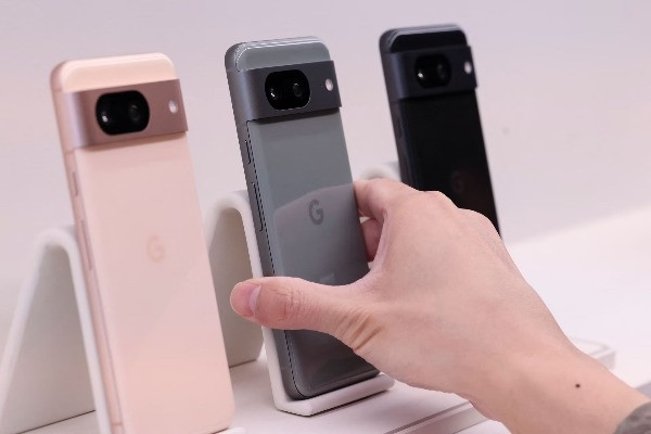 Google ra mắt Pixel 8, Pixel 8 Pro và Watch 2 tích hợp sâu AI