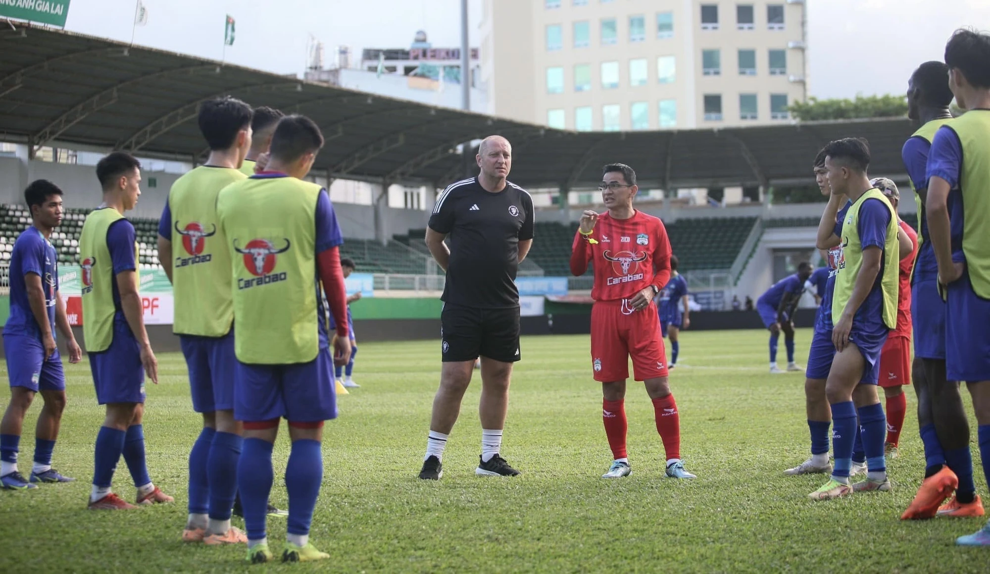 HAGL nhờ 'quân sư' trước đại chiến với nhà đương kim vô địch V-League - Ảnh 3.