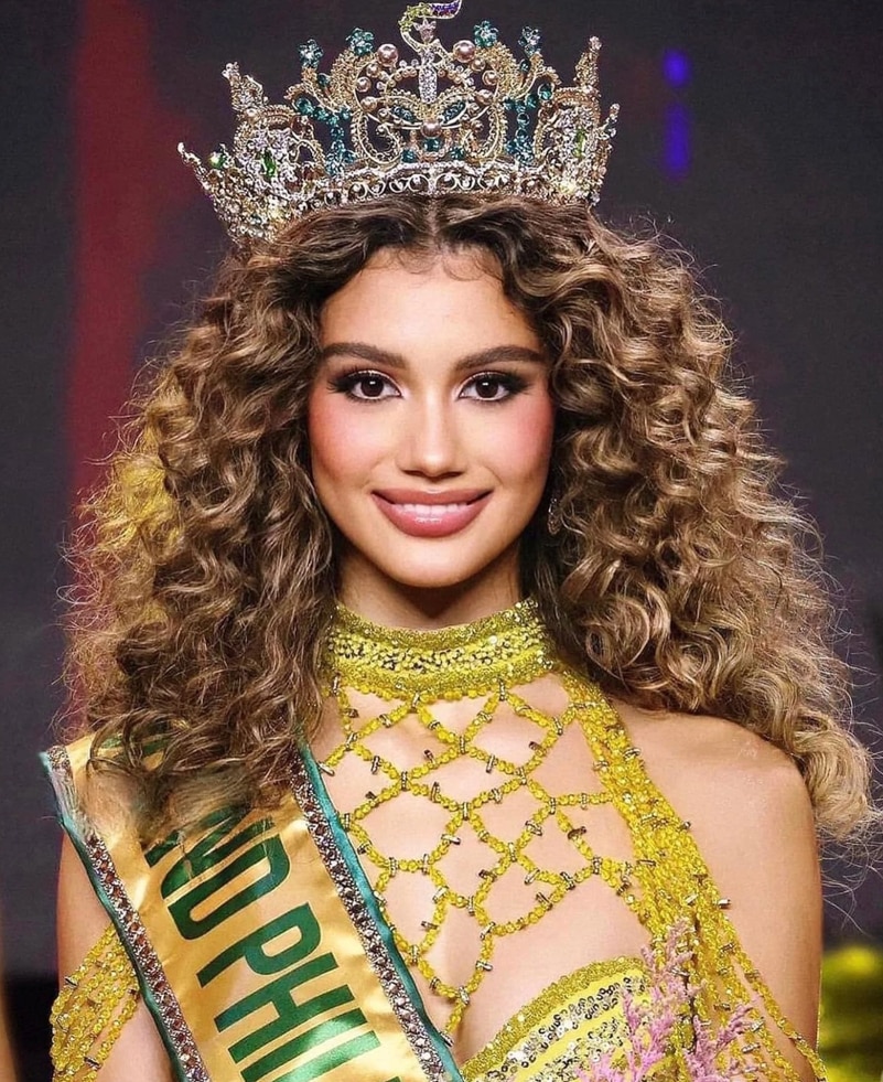 Mr. Nawat spoke up to represent the Philippines as childish, what did the new Miss Peru Luciana Fuster say? - Photo 7.