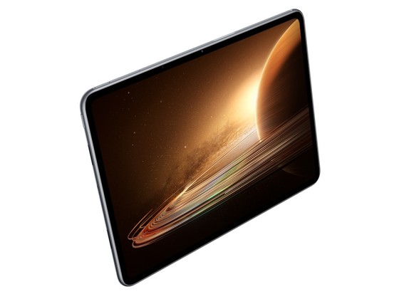 OPPO Pad 2 là máy tính bảng đầu tiên sử dụng màn hình tỷ lệ khung hình 7:5 tương tự tỷ lệ khung hình của nhiều công cụ văn phòng như PC, giấy A4, và sách, giúp trải nghiệm đọc trở nên thoải mái và quen thuộc cho người dùng