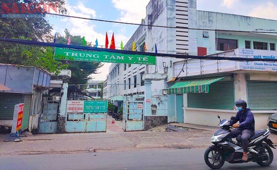 Trung tâm y tế quận Gò Vấp có tuổi đời gần 50 năm, nhiều hạng mục có nguy cơ sập đổ