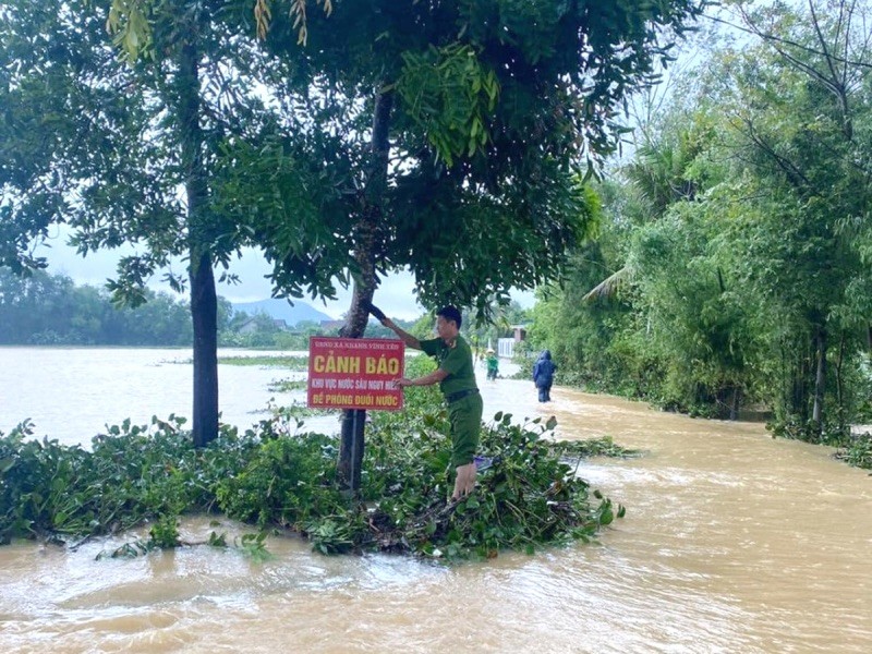 Tình hình mưa lũ ở Hà Tĩnh: Nhiều địa phương thiệt hại nặng nề