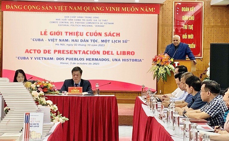 'Cuba-Việt Nam: Hai dân tộc, một lịch sử' - cuốn biên niên sự kiện giữa hai đất nước