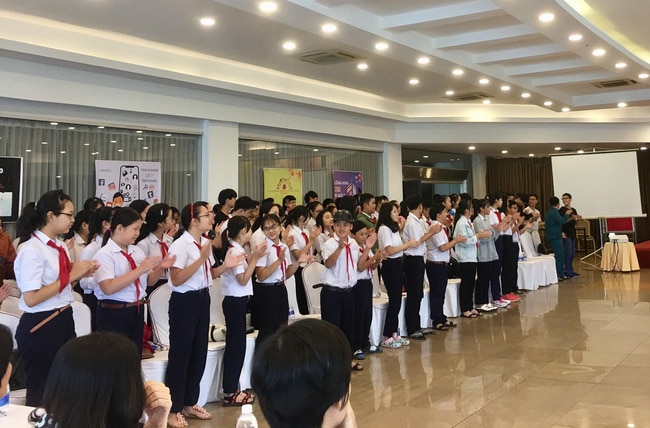 Dự án hỗ trợ kiến thức và kỹ năng cho học sinh, sinh viên có hoàn cảnh khó khăn trên địa bàn thành phố.