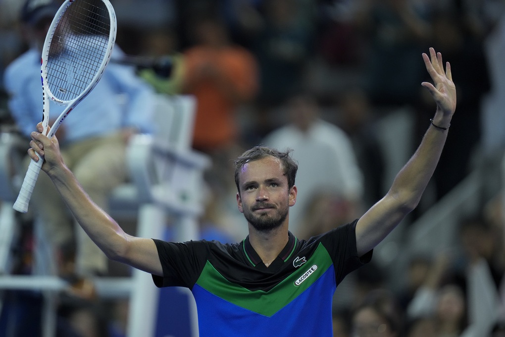 Daniil Medvedev thể hiện phong độ ấn tượng ở Vienna Open - 1