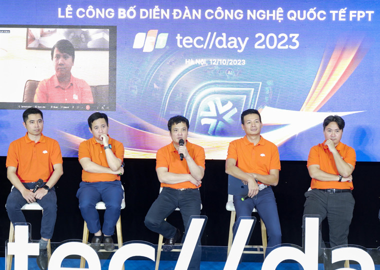 lanh dao tap doan fpt chia se trong le cong bo dien dan cong nghe quoc te fpt techday 2023 1.jpg