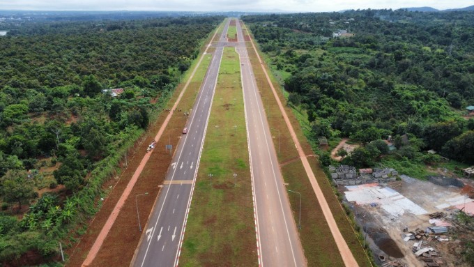 Đường Đông - Tây thành phố Buôn Ma Thuột hoàn thành sau 8 năm thi công. Ảnh: Trần Hóa