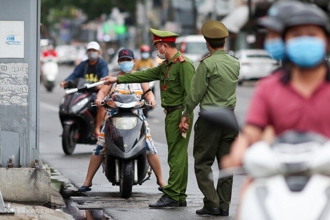 Những trường hợp nào công an xã được dừng xe, xử phạt giao thông như CSGT?