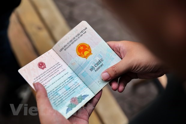 Phí cấp visa (thị thực)