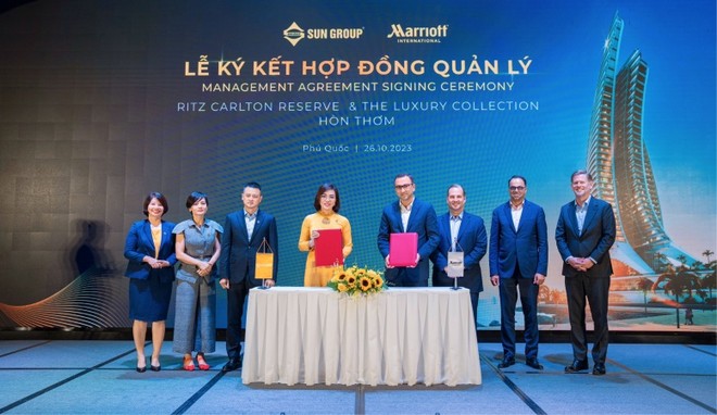 Sun Group cùng Marriott International chính thức ký kết quản lý 2 dự án nghỉ dưỡng cao cấp tại Hòn Thơm ảnh 1