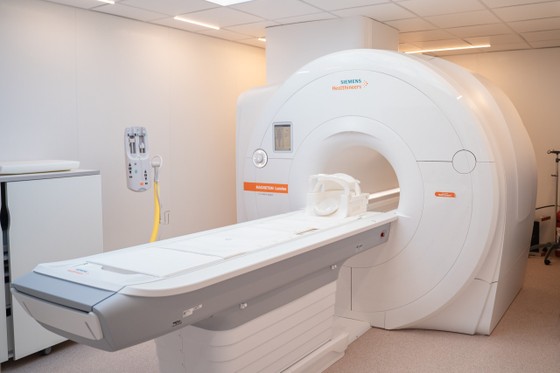 Máy MRI 3.0 Tesla Lumina Siemens (Đức) hiện đại hàng đầu miền Trung - Tây Nguyên tại Thiện Nhân Quảng Ngãi ảnh 1