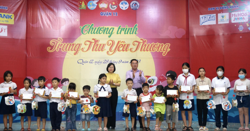 Quận 12 tổ chức chương trình “Trung thu yêu thương” năm 2023 cho trẻ em.