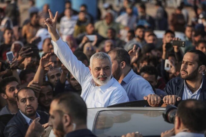 Thủ lĩnh chính trị Hamas Ismail Haniyeh thăm Dải Gaza vào năm 2018. Ảnh: Washington Post