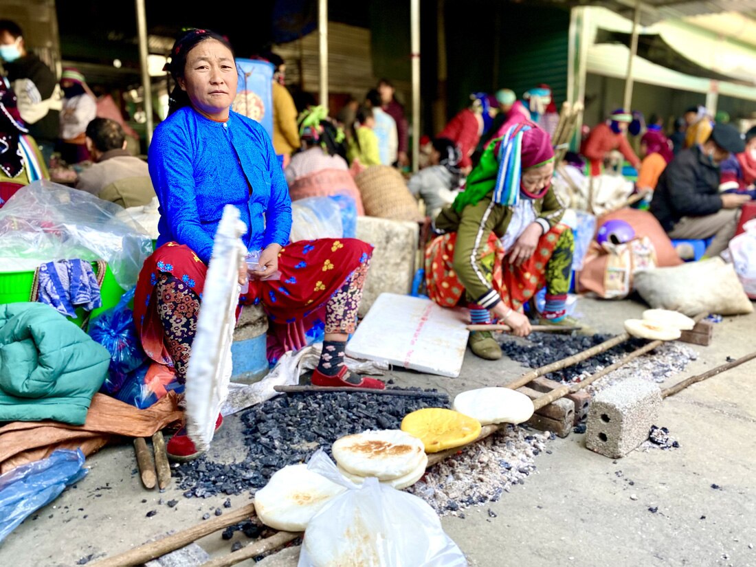 Vòng quanh Hà Giang 4 ngày 3 đêm: Nơi mỗi phiến đá hát một bài ca - Ảnh 7.