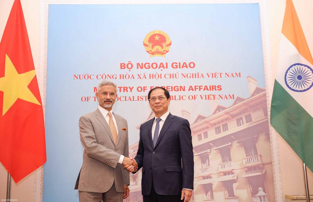 Bộ trưởng Ngoại giao Bùi Thanh Sơn và Bộ trưởng Ngoại giao S. Jaishankar đồng chủ trì kỳ họp Ủy ban hỗn hợp Việt Nam-Ấn Độ