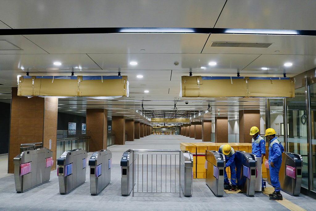 Metro số 1 'chạy nước rút' về đích - Ảnh 2.