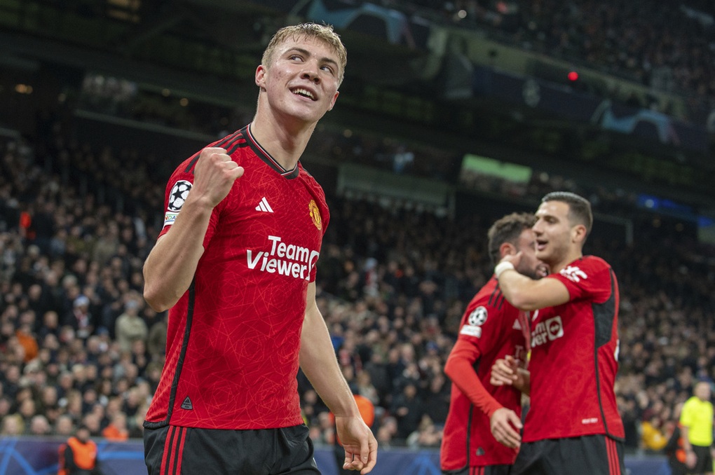 Rasmus Hojlund ghi dấu mốc đáng nhớ dù Man Utd thua Copenhagen - 2