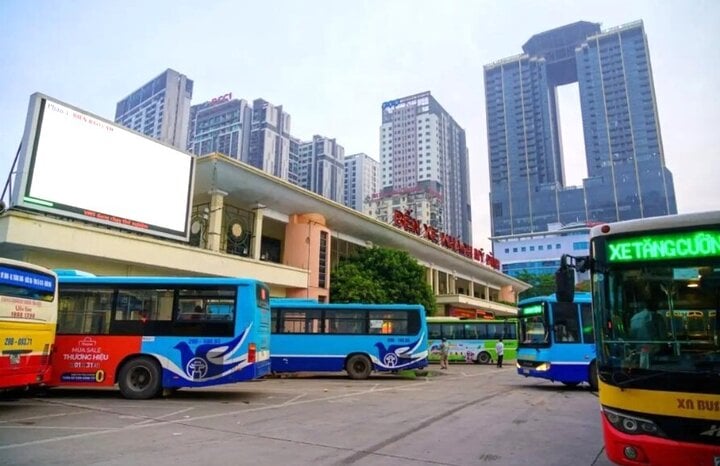 Kinh nghiệm du lịch Hà Giang khi di chuyển là bạn nên đến Hà Nội trước, sau đó tiếp tục di chuyển lên TP Hà Giang.