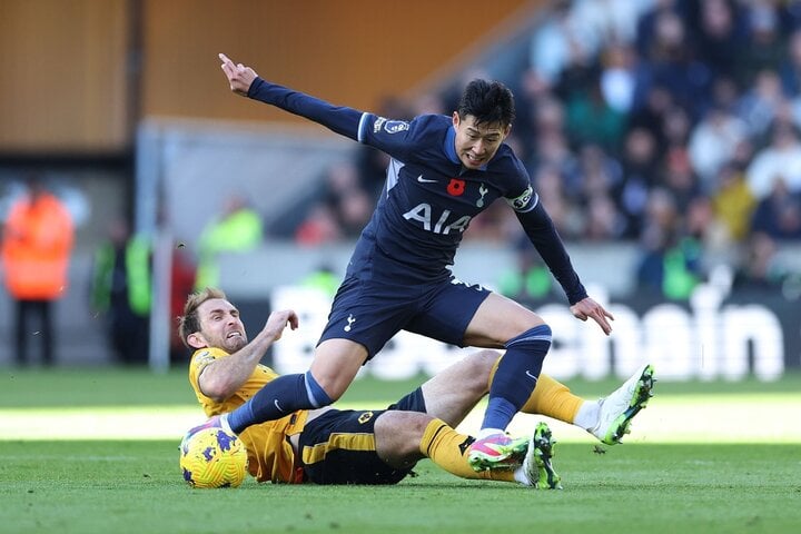 Son Heung-min mờ nhạt khi Tottenham để Wolverhampton lấn lướt. (Ảnh: Getty Images)