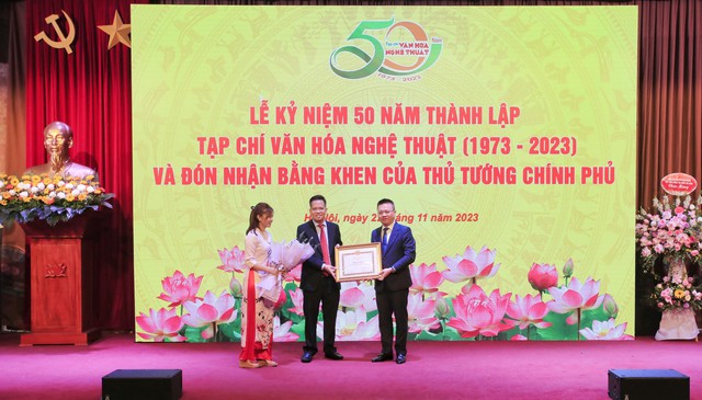 tap chi van hoa nghe thuat don nhan bang khen cua thu tuong chinh phu hinh 3