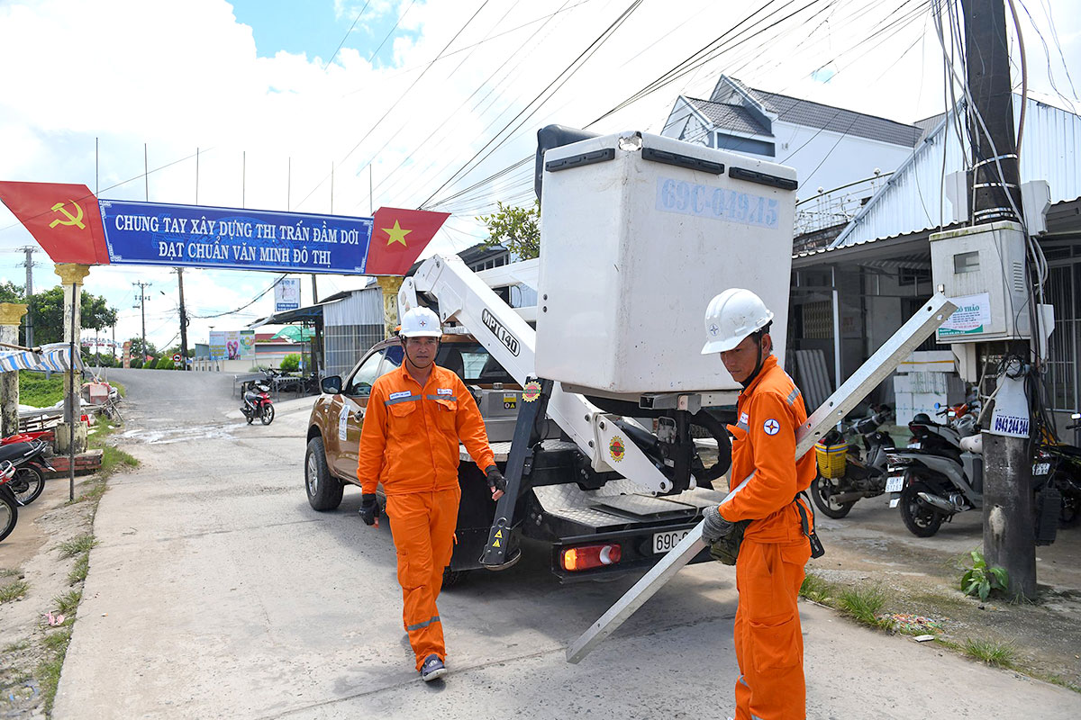 Giá bán lẻ điện bình quân sau điều chỉnh tác động đến khách hàng ra sao? - Ảnh 2.