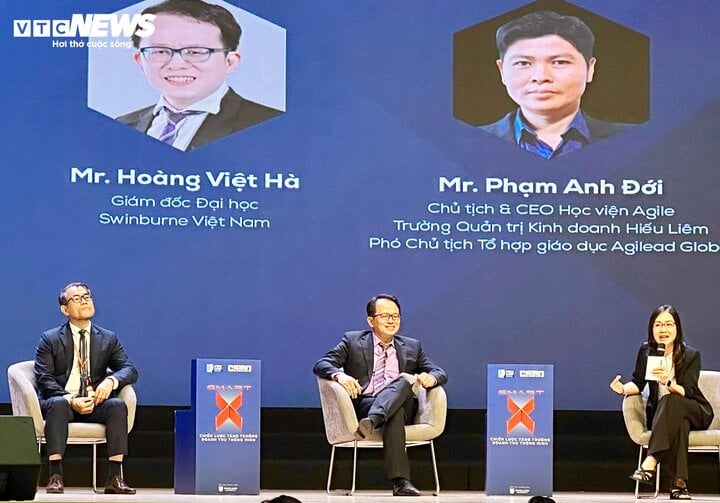 Diễn giả chia sẻ tại sự kiện VSMCamp và CSMOSummit 2023.