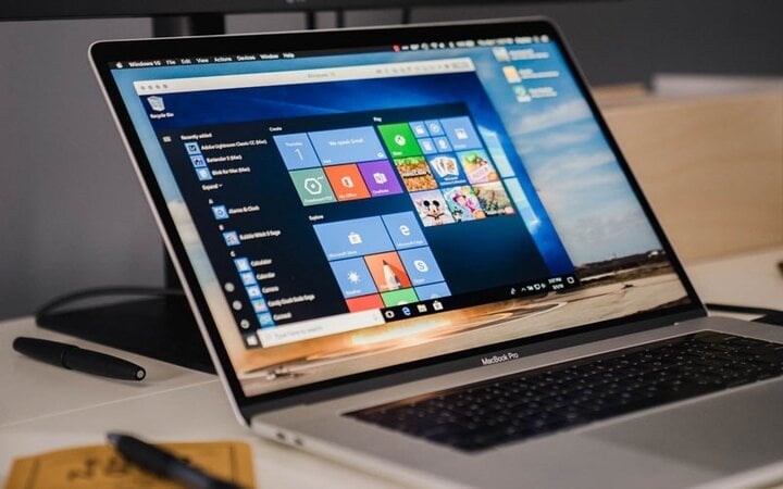 Có nên cài Windows lên MacBook? (Ảnh minh họa)