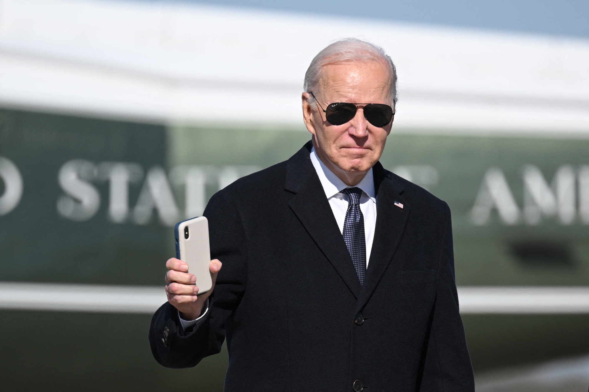 Đảng Dân chủ lo lắng về ông Biden - Ảnh 1.