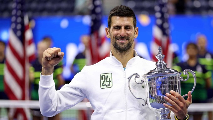 Djokovic mừng kỷ lục 24 Grand Slam tại Mỹ Mở rộng hồi tháng 9/2023. Ảnh: AP