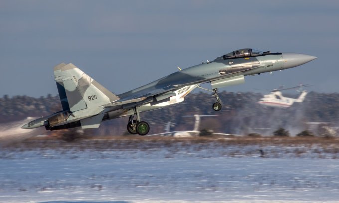 Tiêm kích Su-35S được Nga chế tạo cho Ai Cập bay thử hồi năm 2021. Ảnh: Russian Planes