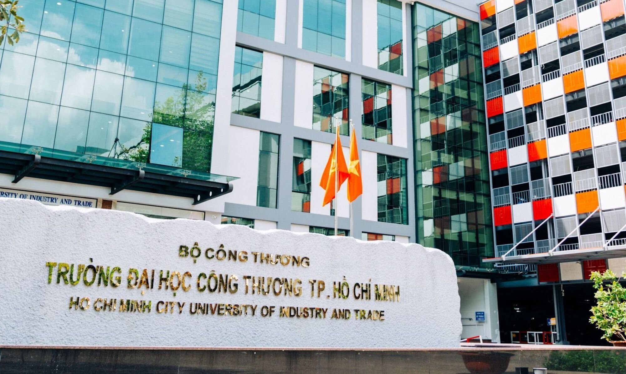 Trường Đại học Công thương TP.HCM.