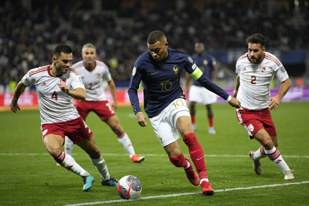 Mbappe tỏa sáng với cú hat-trick vào lưới Gibraltar. (Nguồn: AP)