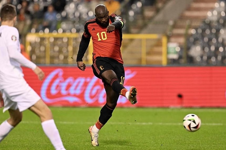 Vòng loại EURO 2024: Romelu Lukaku ghi 4 bàn trong hiệp 1,