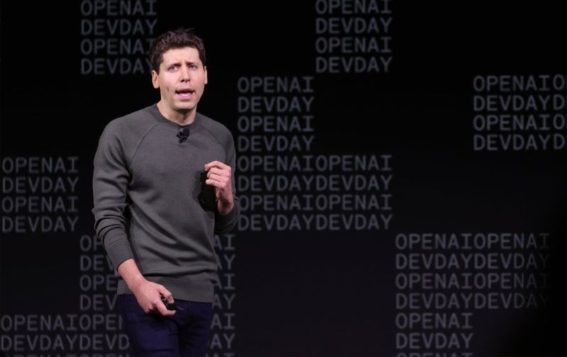 Sam Altman sẽ tiếp tục điều hành OpenAI trong thời gian tới.