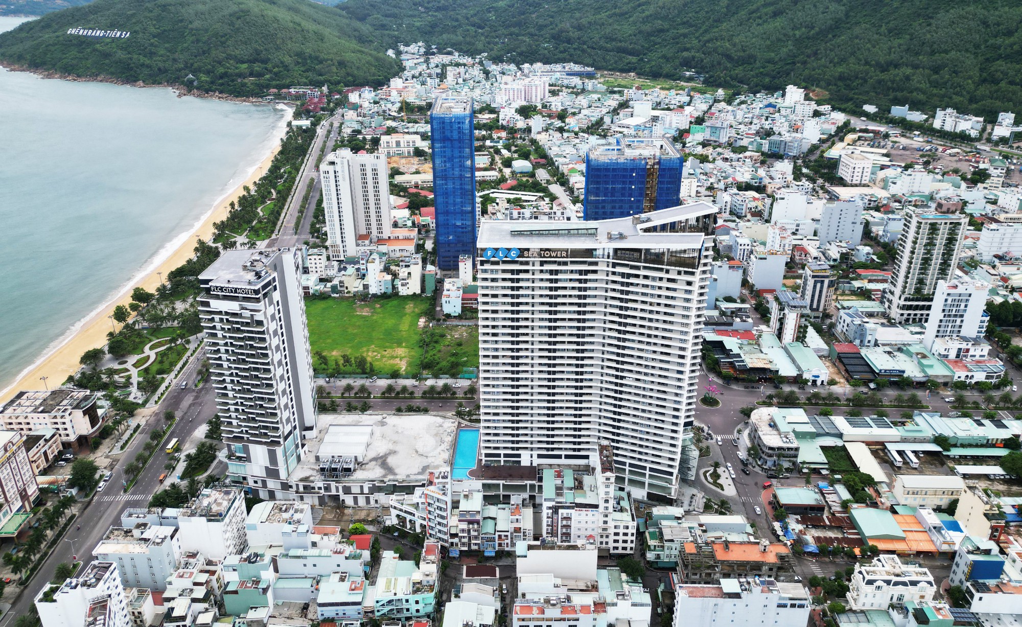 Bình Định: Tạm đình chỉ hoạt động tòa nhà FLC Tower Quy Nhơn - Ảnh 1.