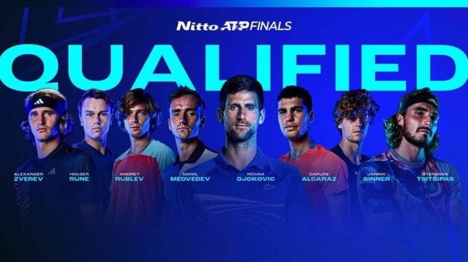 Từ trái qua phải: Zverev, Rune, Rublev, Medvedev, Djokovic, Alcaraz, Sinner, Tsitsipas. Ảnh: ATP