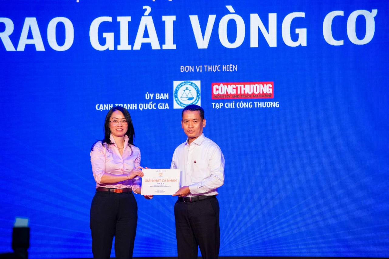 Trao giải Vòng cơ sở Cuộc thi “Tìm hiểu pháp luật bảo vệ quyền lợi người tiêu dùng năm 2023”