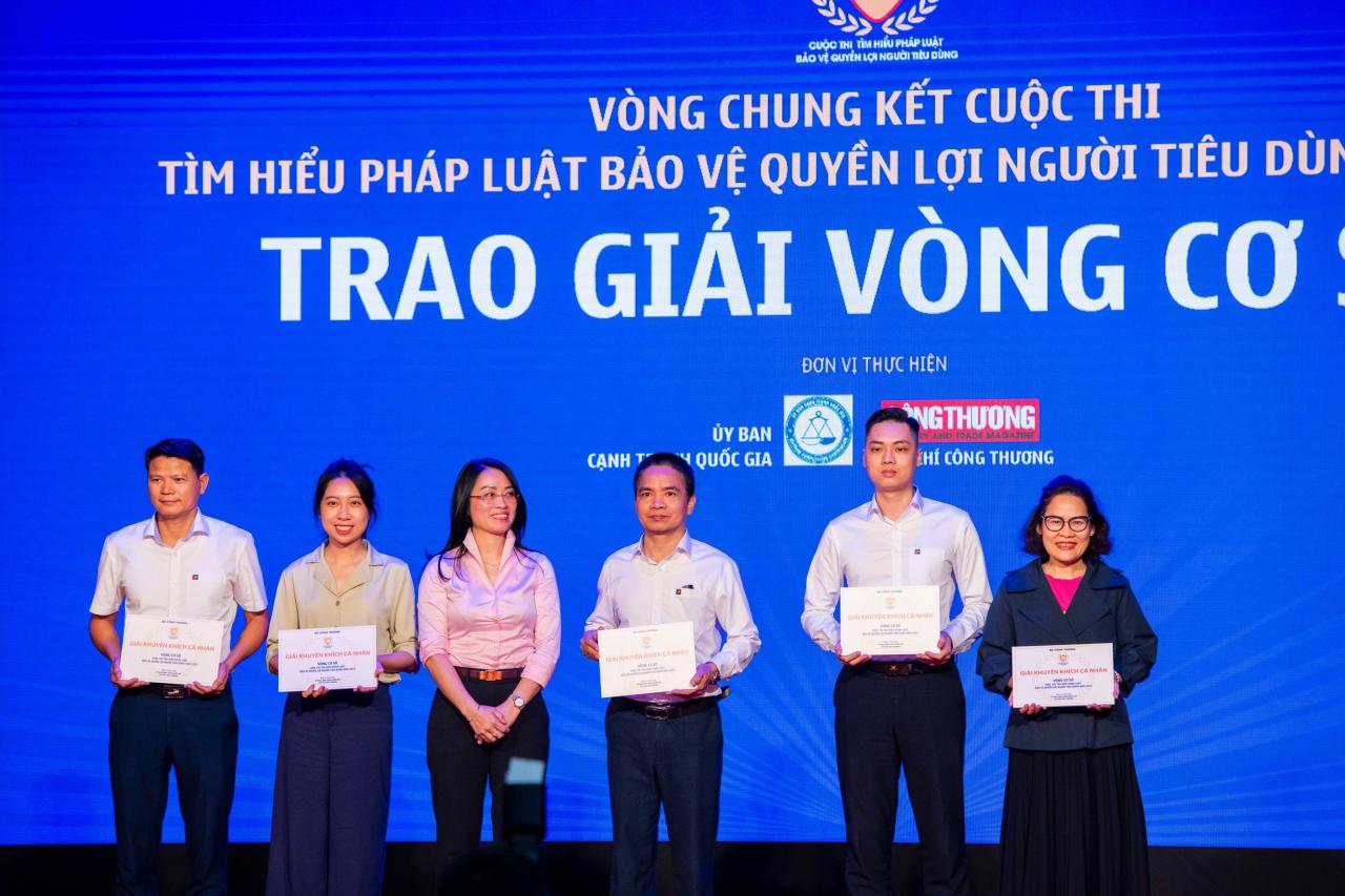 Trao giải Vòng cơ sở Cuộc thi “Tìm hiểu pháp luật bảo vệ quyền lợi người tiêu dùng năm 2023”