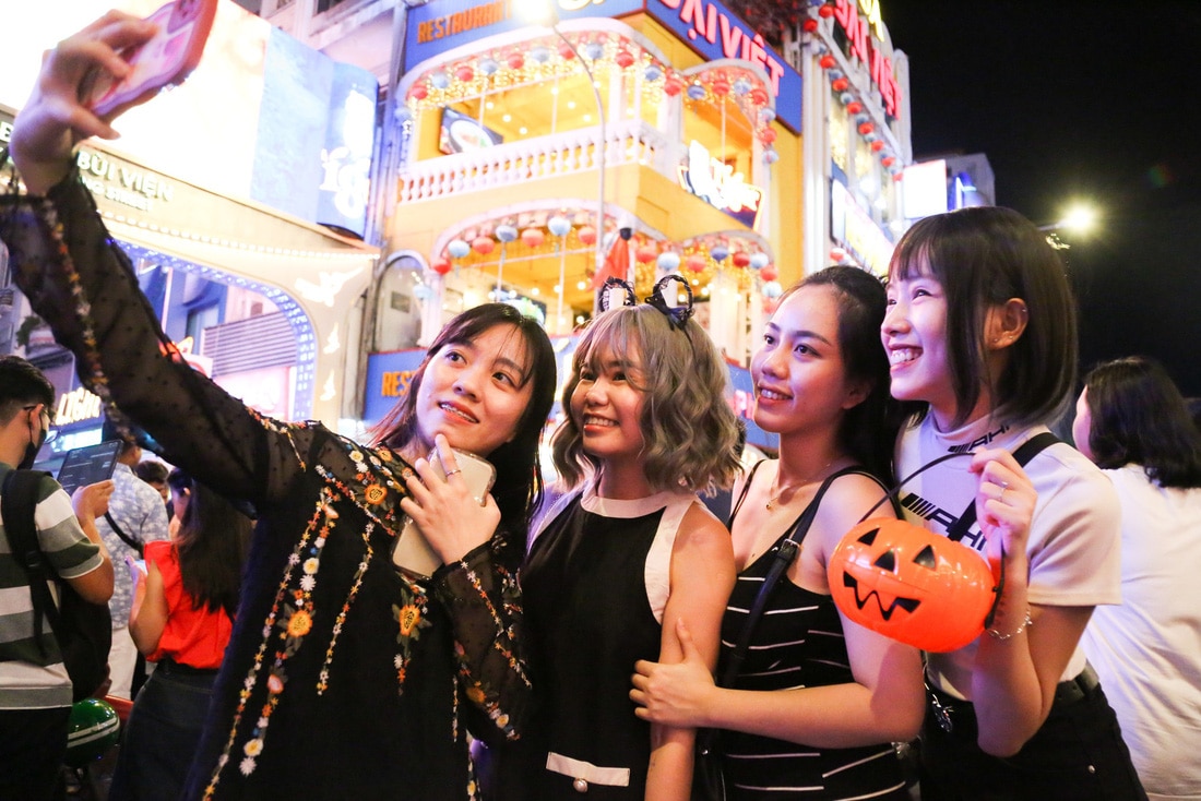 Halloween in Vietnam, chus, chusvn